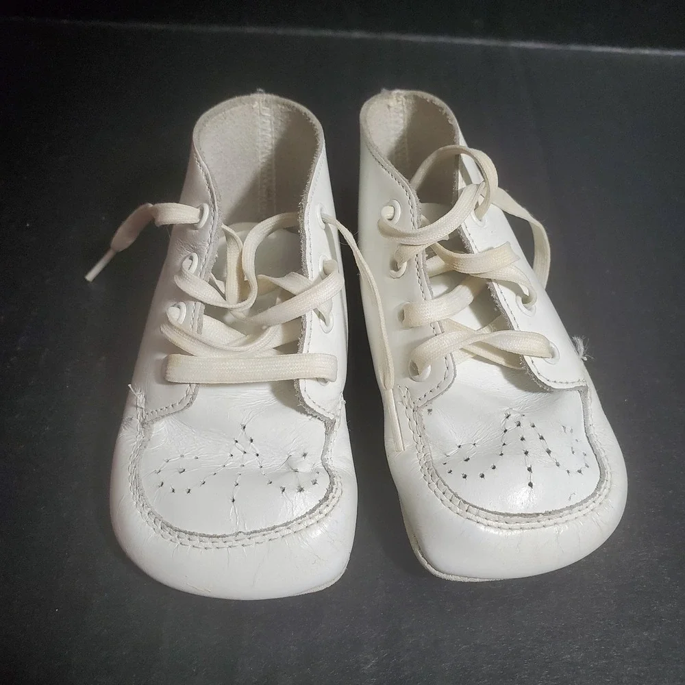 VTG Buster Brown White Leather Infant Bootie Shoes Size 3B Baby Lace Up